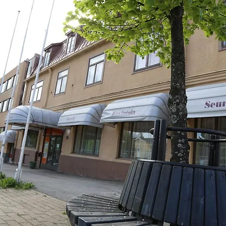 Iisalmen Seurahuone Hotel 3*